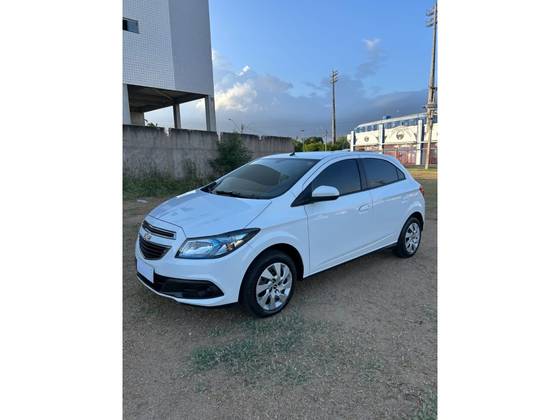 CHEVROLET ONIX 1.4 MPFI LT 8V FLEX 4P MANUAL CHEVROLET ONIX 1.4 MPFI LT 8V FLEX 4P MANUAL